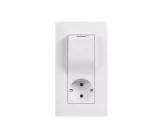 Розетка 2P+T/USB с рамкой белый NILOE Legrand