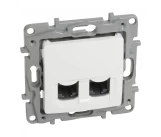 Розетка компютерная двойная категория 6 белый NILOE Legrand